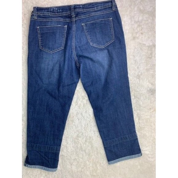 Southpole Size 9 Womens Jeans Capri Crop Distress Stretch Low Rise - Picture 3 of 3